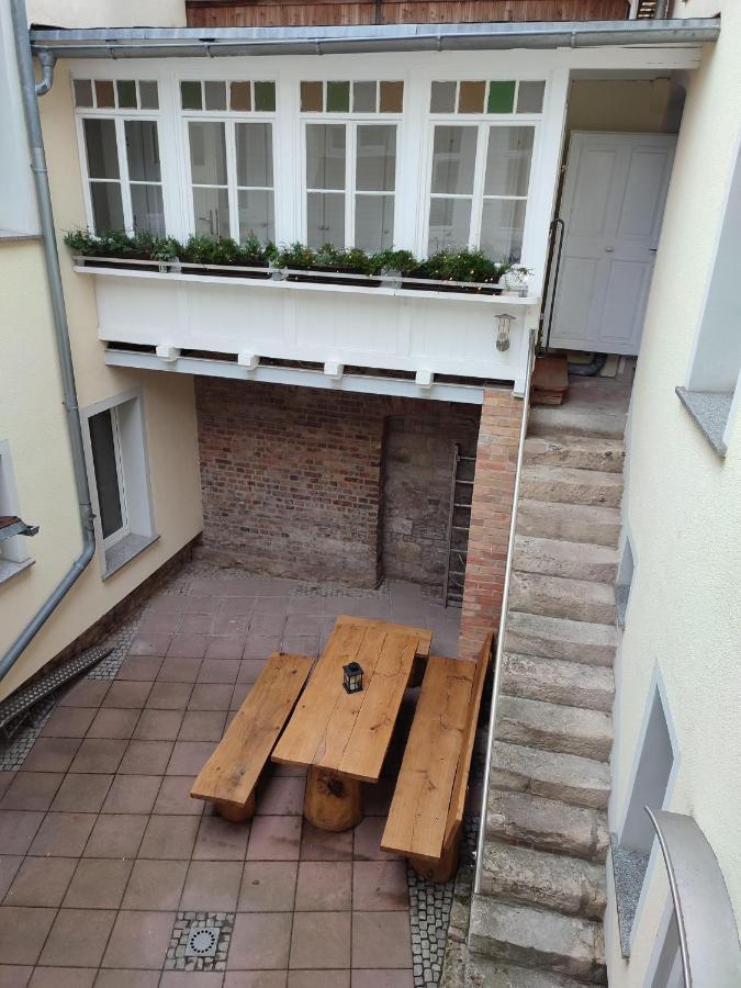 Ferienhaus Zur Alten Korbmacherei Freyburg Exterior foto